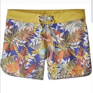 Patagonia Wavefarer Jurassic Fern Board Shorts